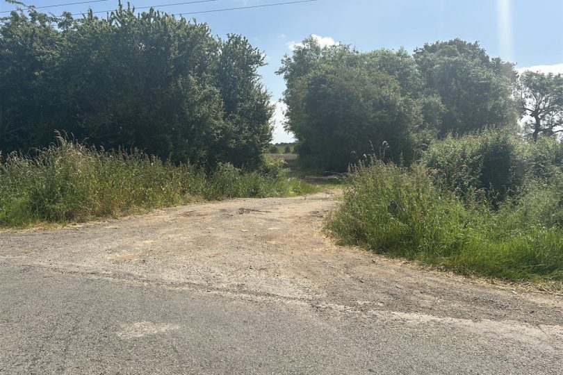 19.95 Acres – Arable Land, Sour Lane, Fishlake