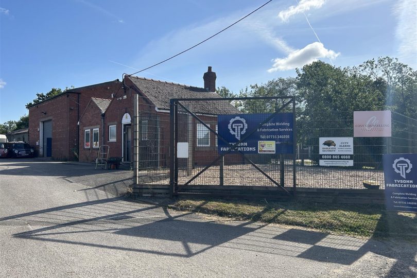 Workshop and Offices, Horncastle Road, Wragby