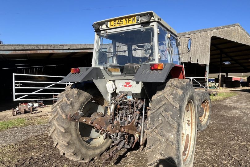 Lot 427 – (1993) MASSEY FERGUSON 399 TRACTOR