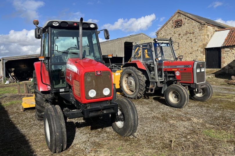 Lot 428 – (2004) MASSEY FERGUSON 5435 TRACTOR