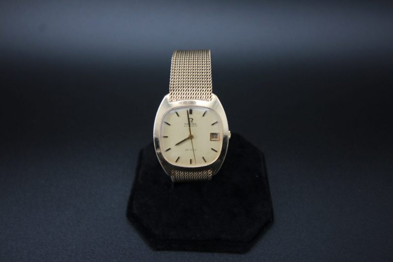 Lot 541 – Omega Automatic De Ville 9ct Yellow Gold Watch