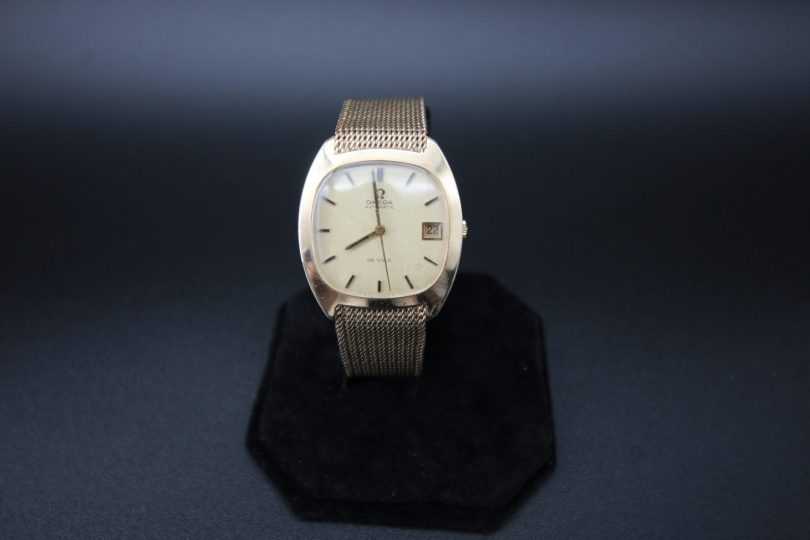 Lot 541 – Omega Automatic De Ville 9ct Yellow Gold Watch