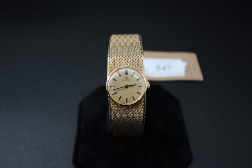 Lot 547 – Omega Yellow Gold Ladies Watch